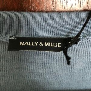 Nally & Millie Tops - NWT! Nally Millie lightweight poncho 1size Nally & Millie Tops - NWT! Nally Millie lightweight poncho 1size